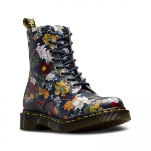 Fashion Dr. Martens Official