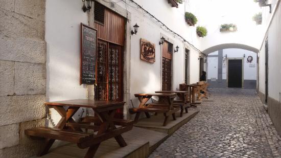 Se7e Pedras Wine Bar & Restaurant