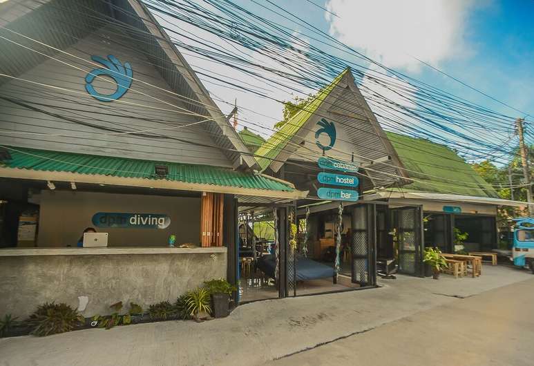 Dpm Diving Hostel & bar