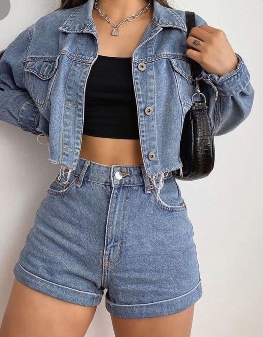Social O famoso Look de  ir ali comprar pão 