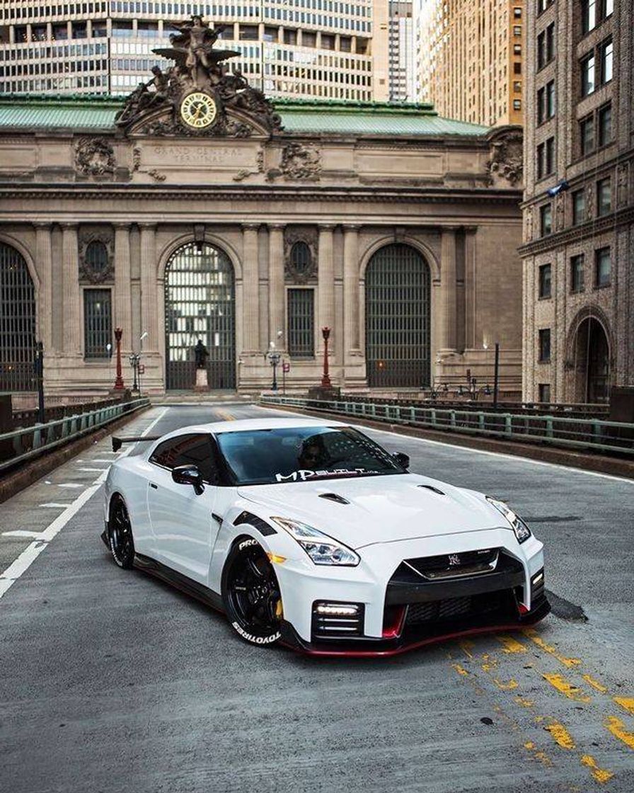 Fashion GTR 🤍