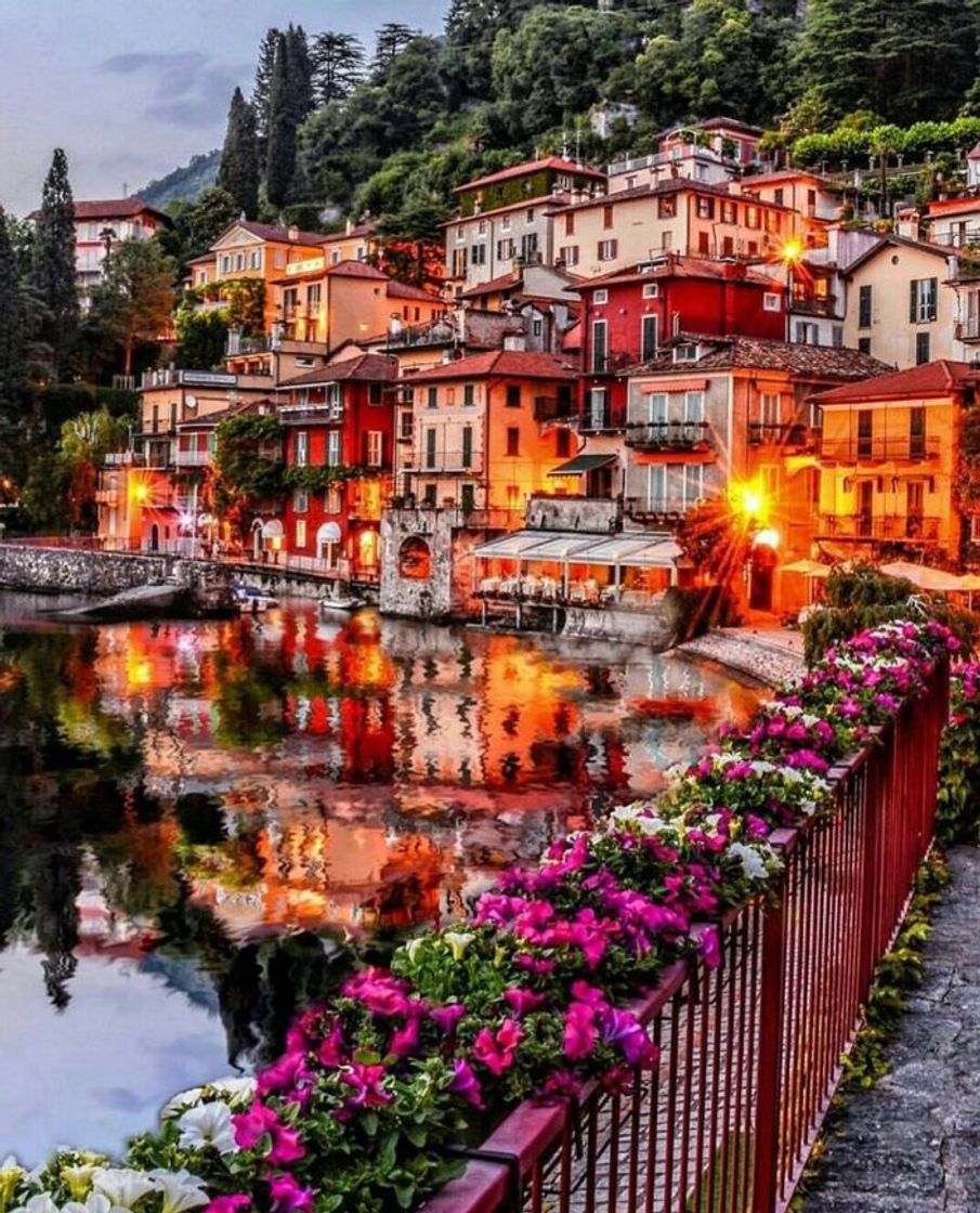 Moda Varenna - Itália 🇮🇹 