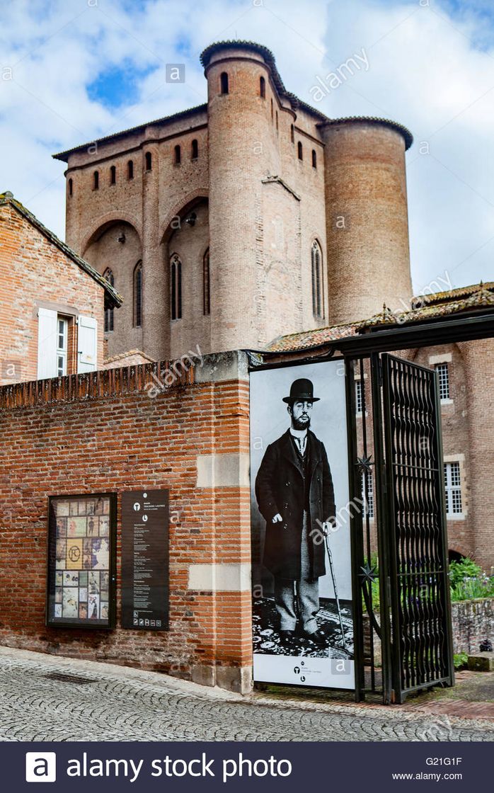 Place Museu de Toulouse Lautrec