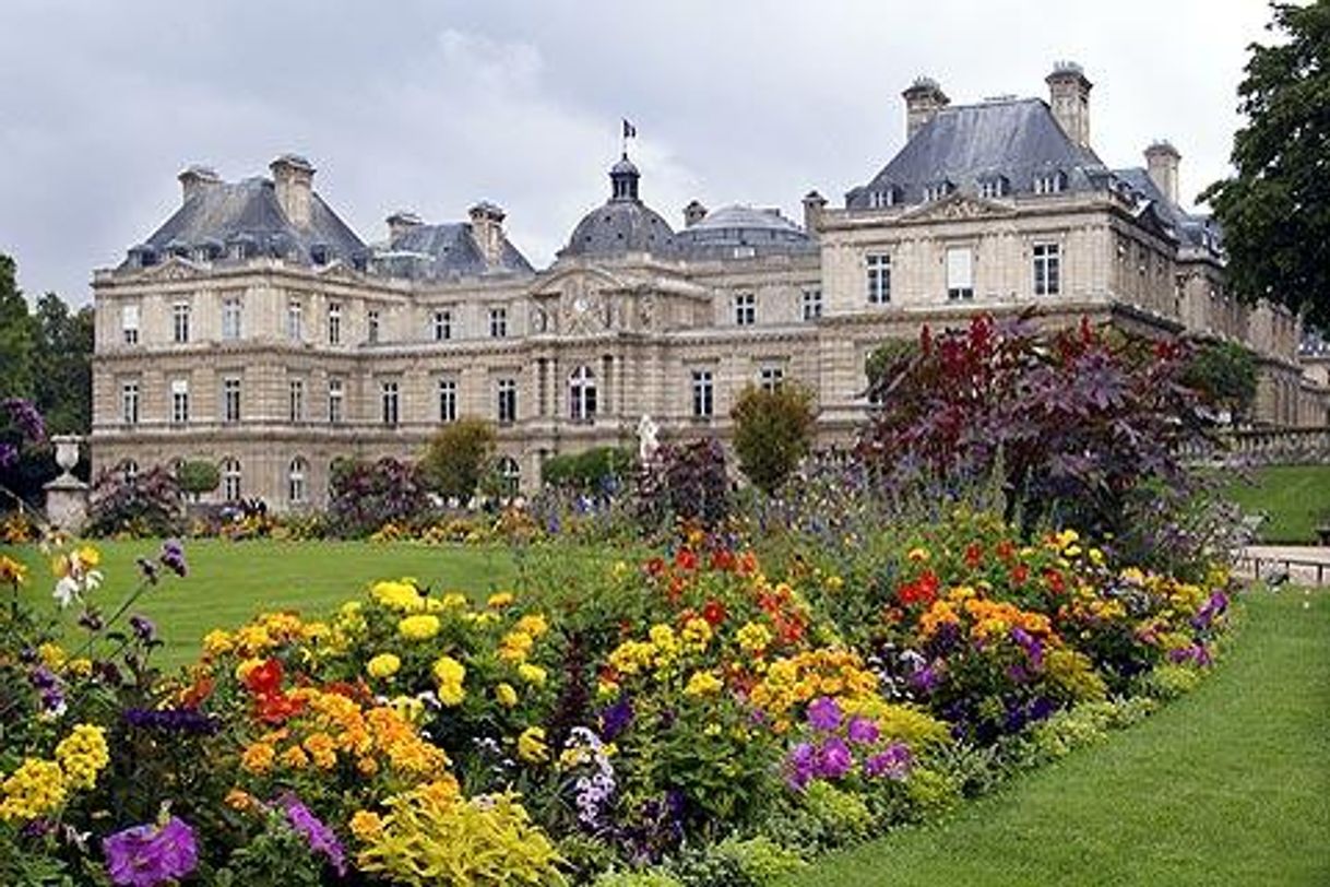 Place Jardines de Luxemburgo