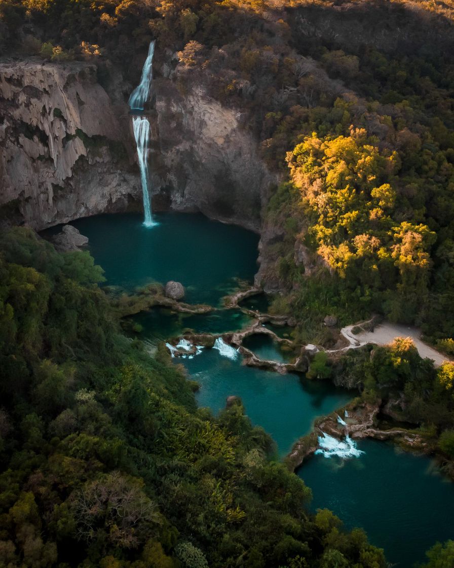 Lugar El Naranjo