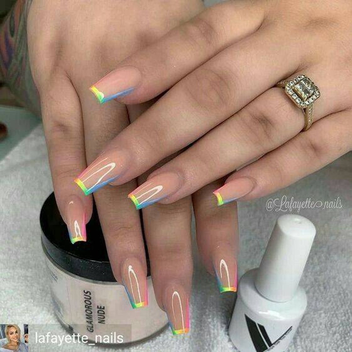 Fashion Arte em unhas