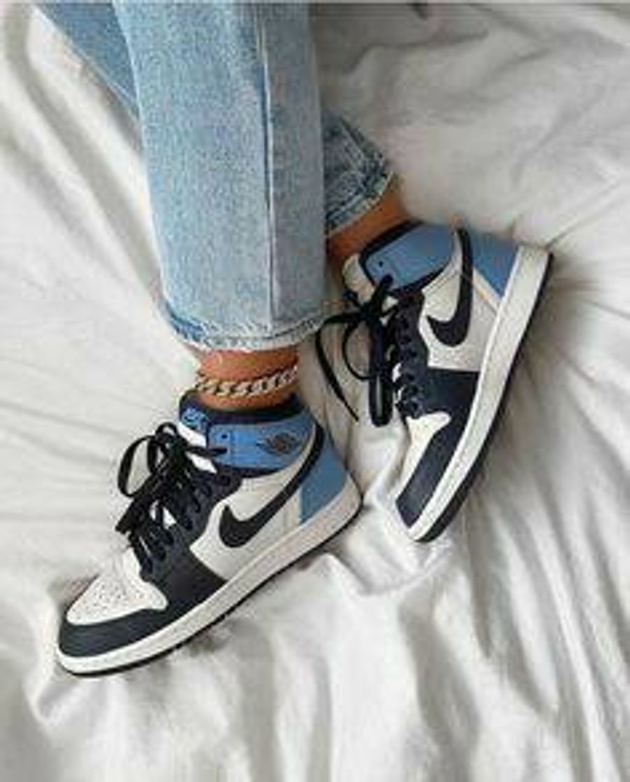 Moda Jordan 1 mid sneakers unisex