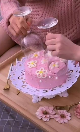 Wine glass cake