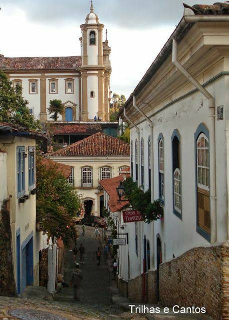 Moda Ouro Preto 