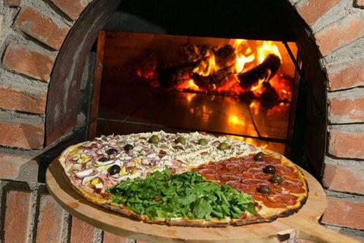 Forno a Lenha Pizzaria