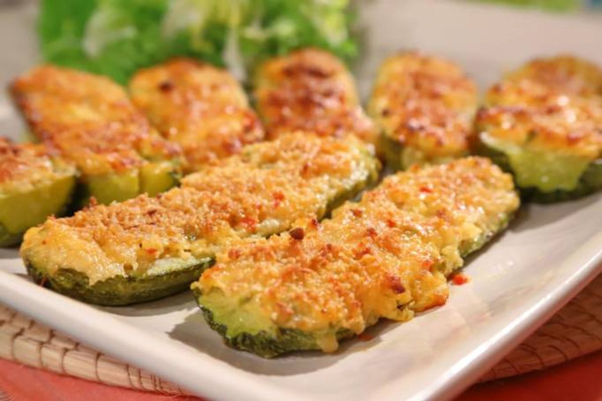 Moda Zucchini relleno con queso/quinoa