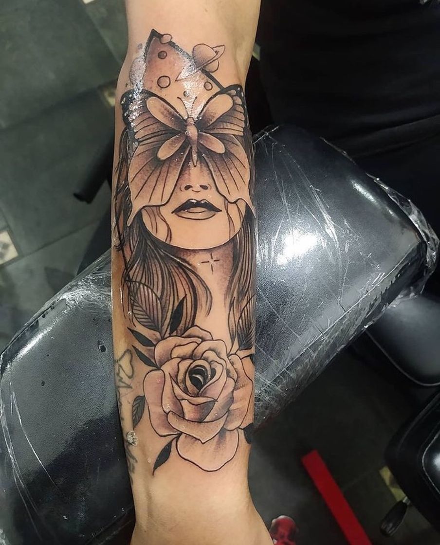 Moda tattoo 