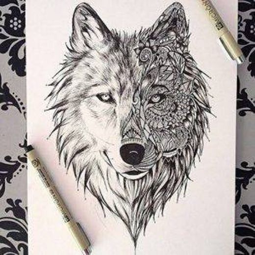 Tattoo do lobo meia face tribal 