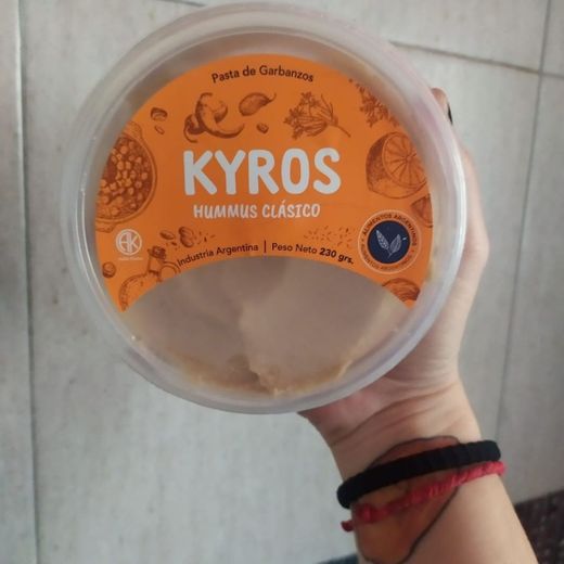 Hummus de “kyros”