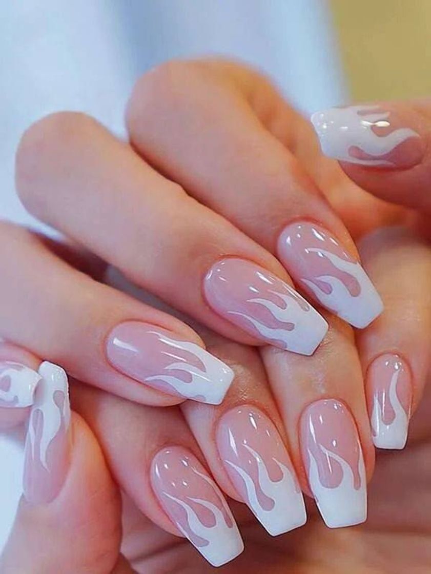 Fashion unhas fogo branco