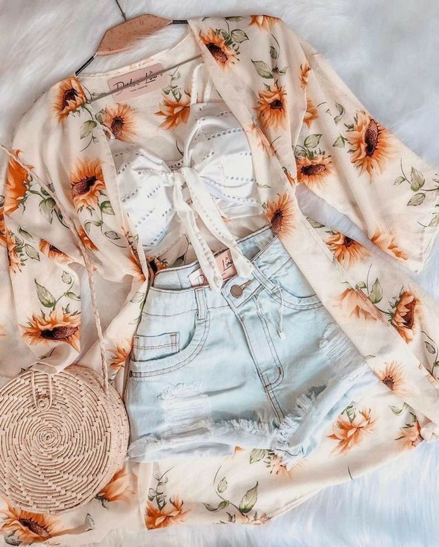 Moda Camisas e blusas Casacos e jaquetas Shorts Bolsas roupa de flor  roupa sem manga🏵️🍁