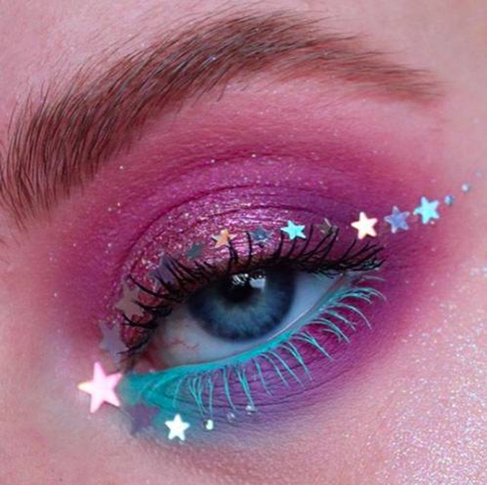 Fashion Maquillage galaxie: la nouvelle tendance makeup-Lucette