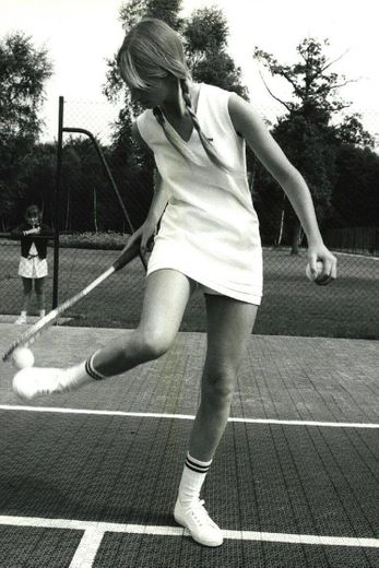 10 vintage pics that prove tennis is the Checest sport ever