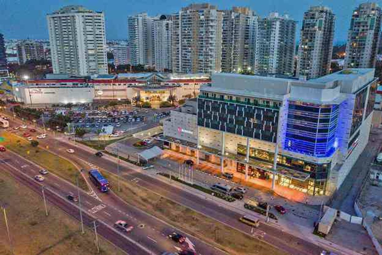 Lugar Ramada Hotel Recreio Shopping