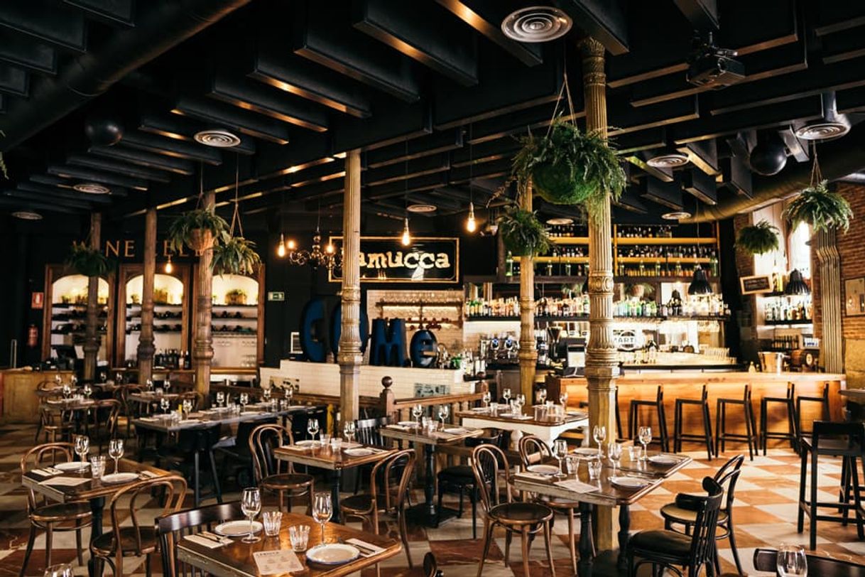Restaurants Lamucca de Pez | Restaurante en Malasaña