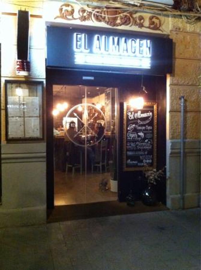 Lugar El Almacén Nueva Cocina Rústica