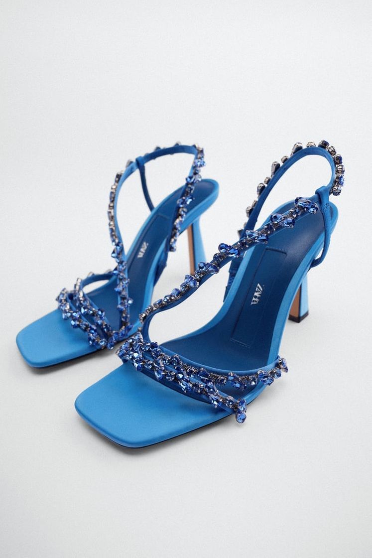 Moda Heeled sandals with embellished straps