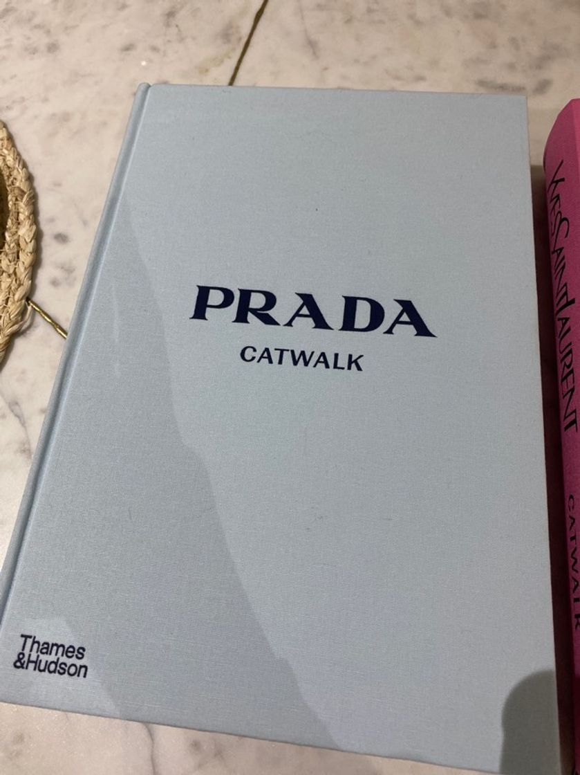 Libros PRADA CATWALK