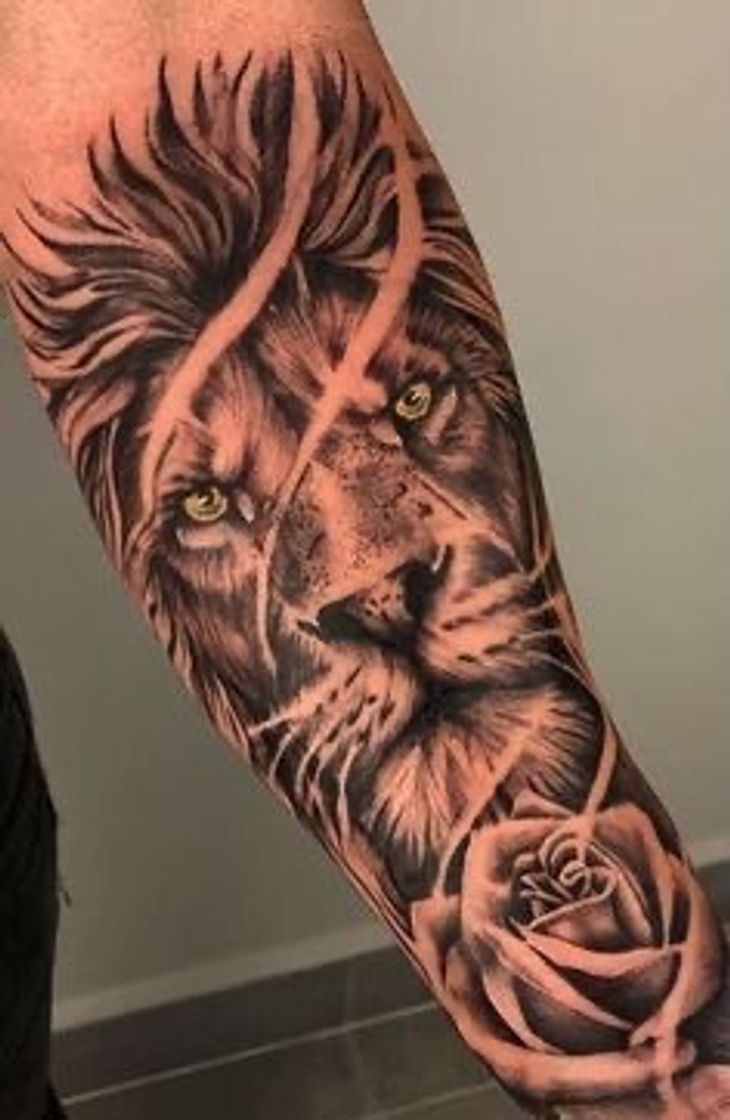 Fashion tattoo masculina 