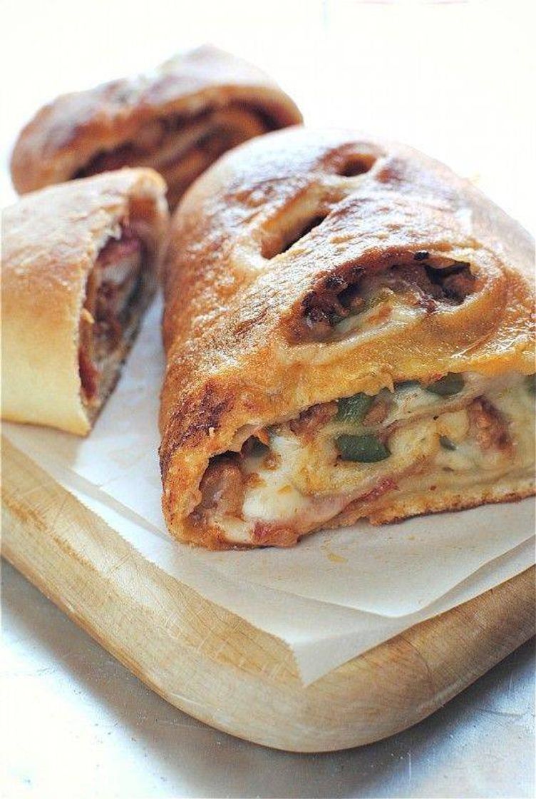 Moda Italian Sausage And Pepperoni Stromboli