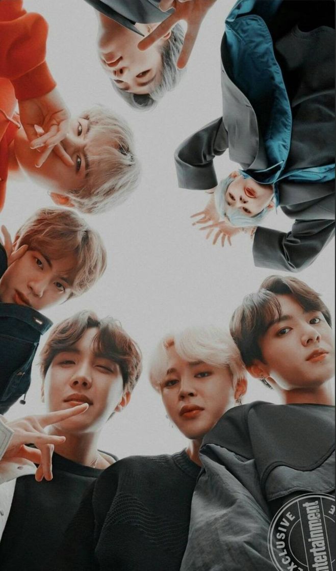 Social Amei esse wallpaper do BTS 😶❤️