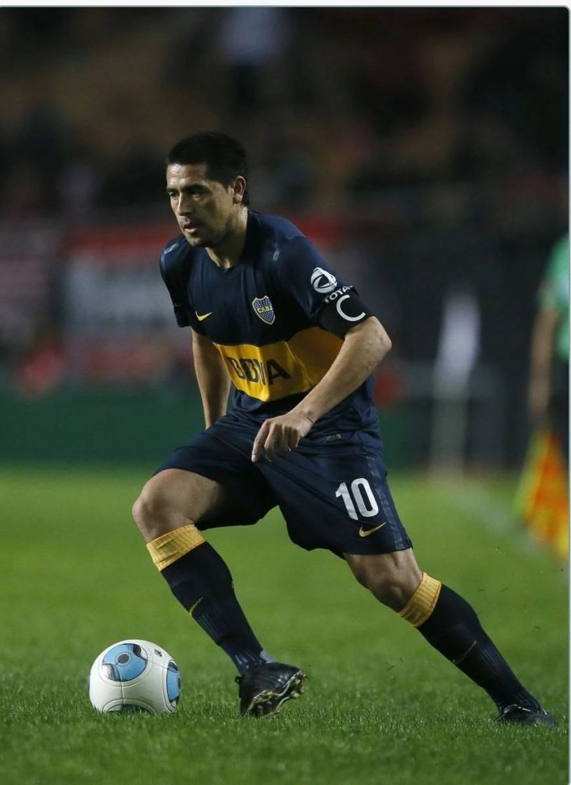 Fashion Juan Román Riquelme | 1998-2001 | 2005-2008 | 2011-2012 