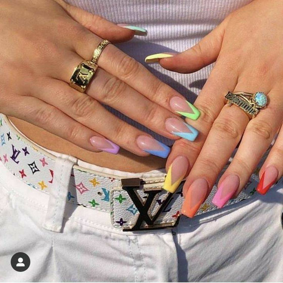 Fashion nails 🤍