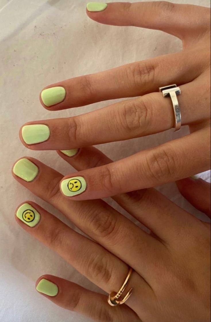 Fashion nails