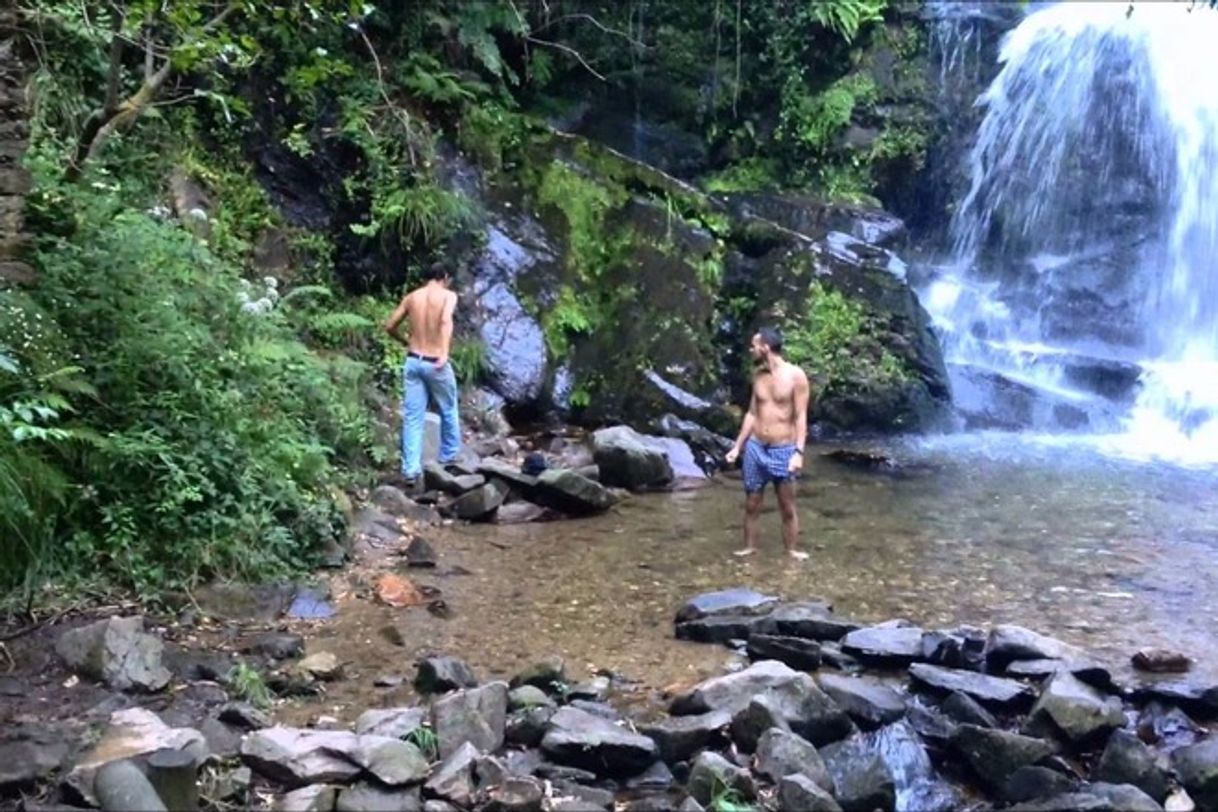 Lugar Cascata do Barbelote