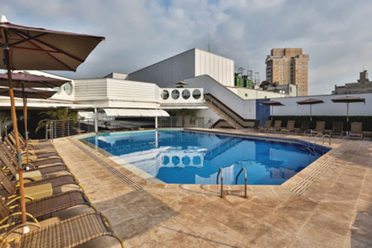 Place Mendes Plaza Hotel