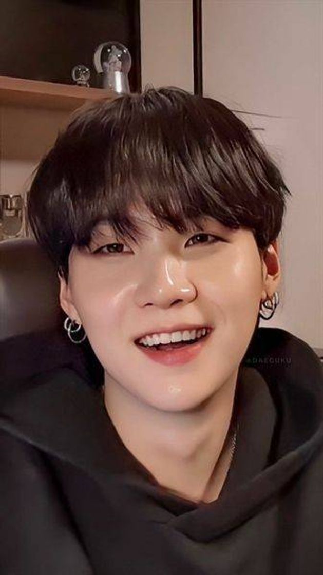 Moda Min Yoongi 🐈🖤