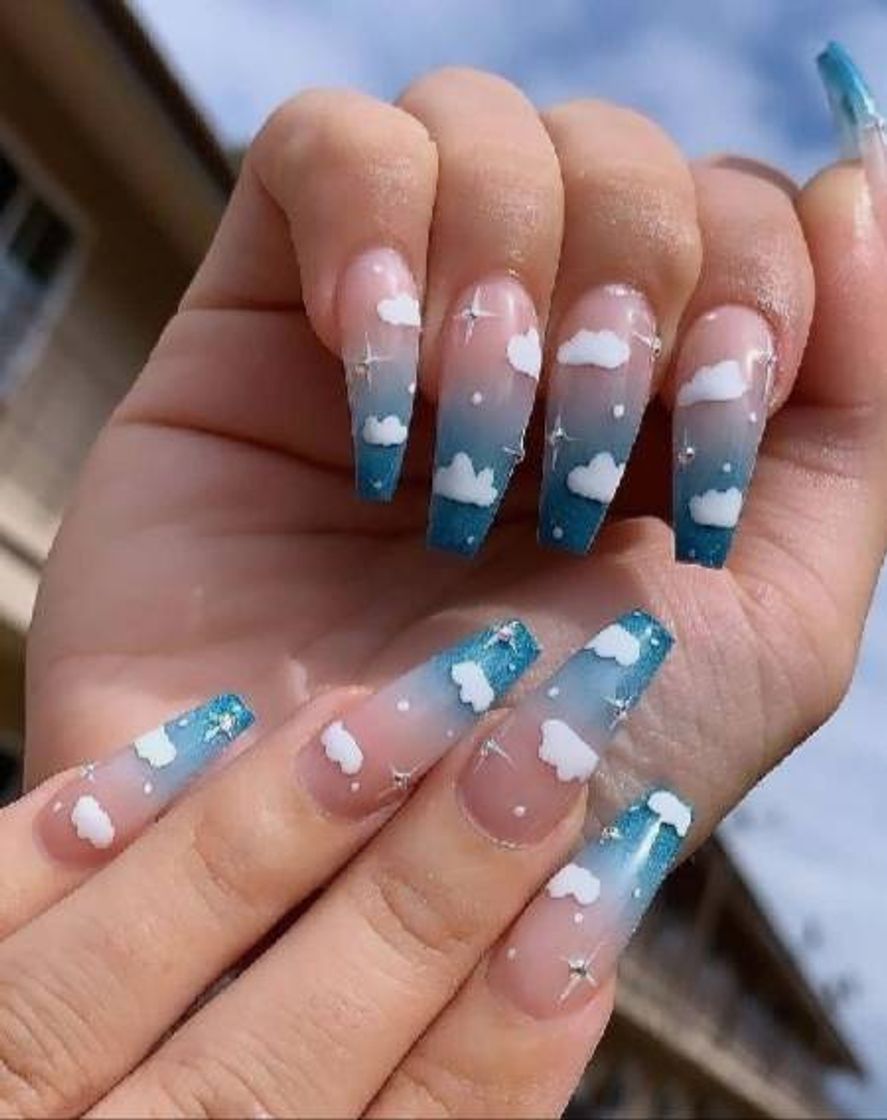 Fashion Unhas de nuvens.