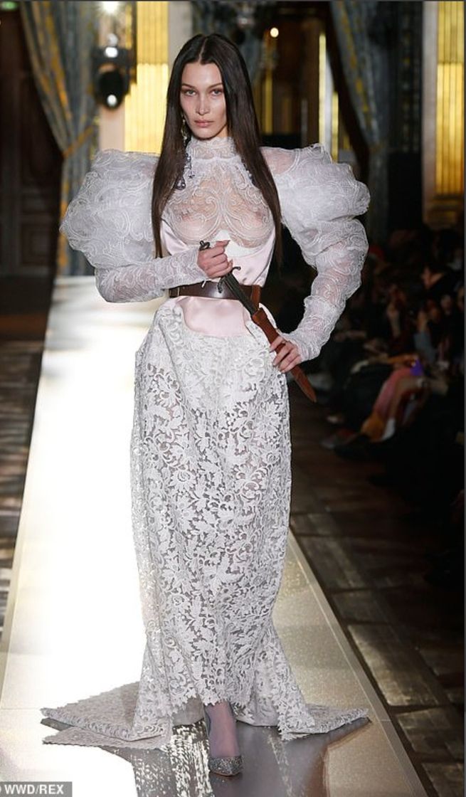 Moda Vivienne Westwood Bridal dress