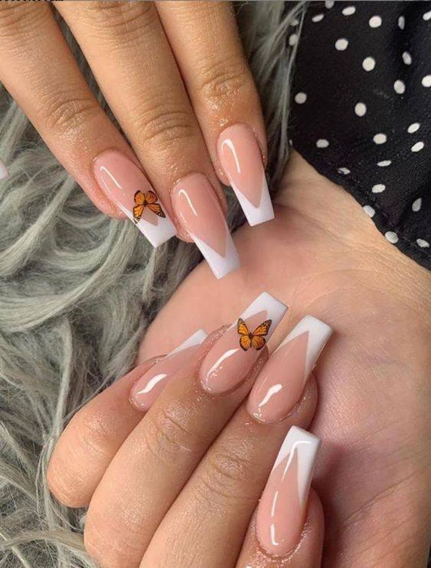 Moda Super fofinha essas unhas🧡🦋