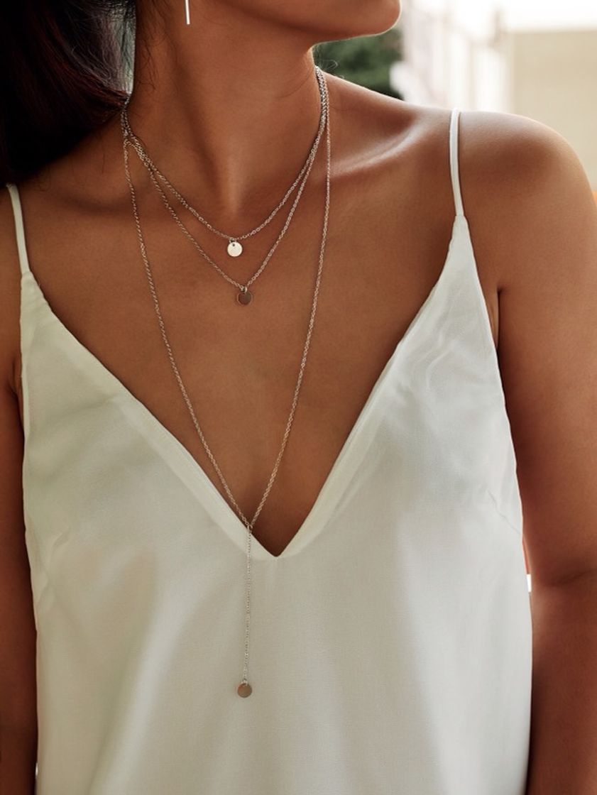 3 colares de prata em um só SHEIN