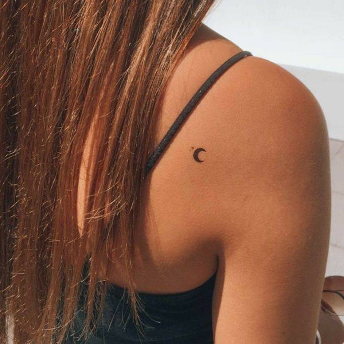 Moda minimalist tattoos