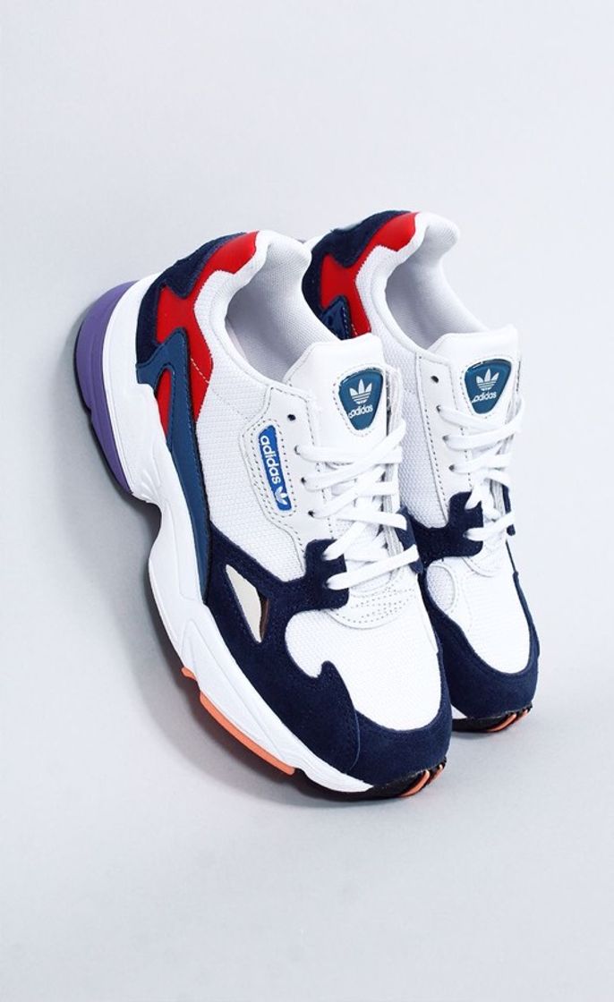 Social Adidas