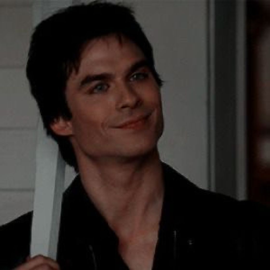 Social Damon Salvatore