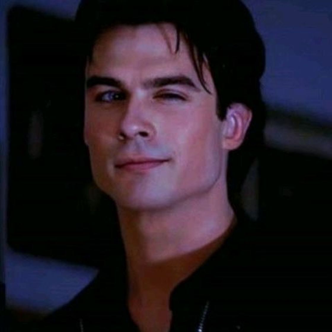 Social Damon Salvatore