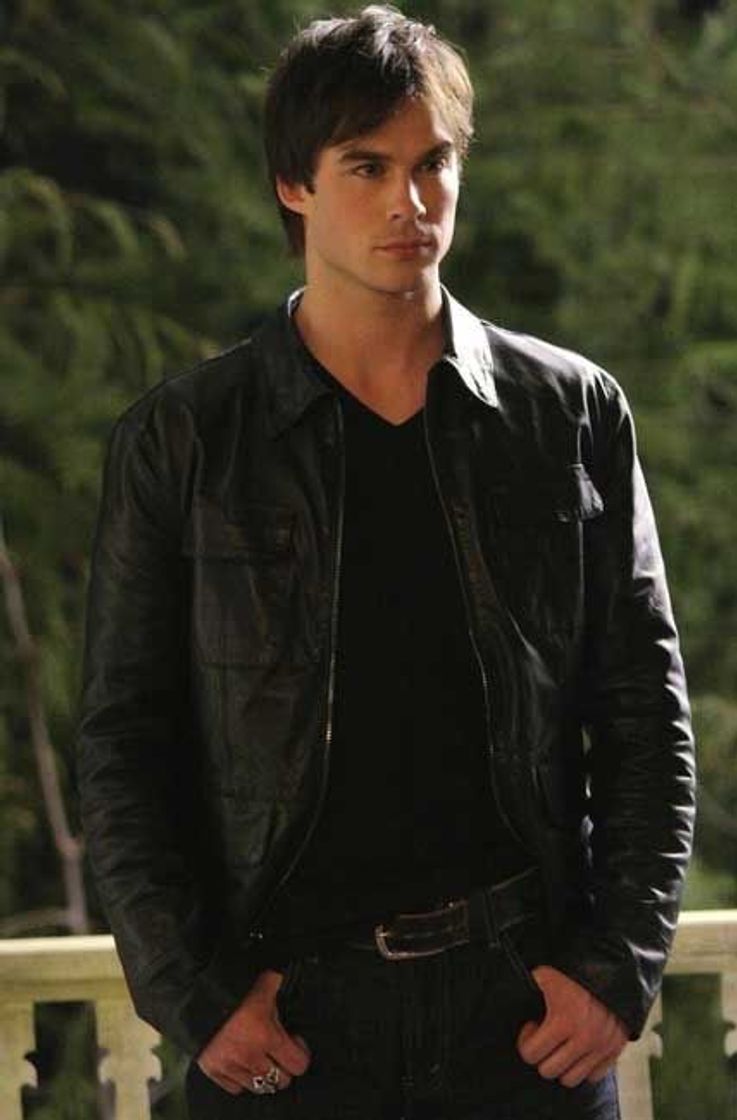 Social Damon Salvatore