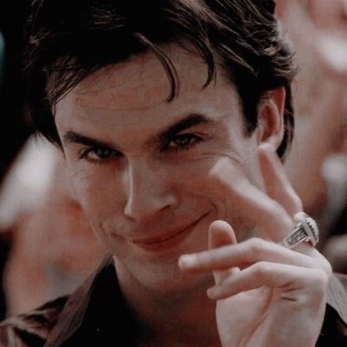 Social Damon Salvatore