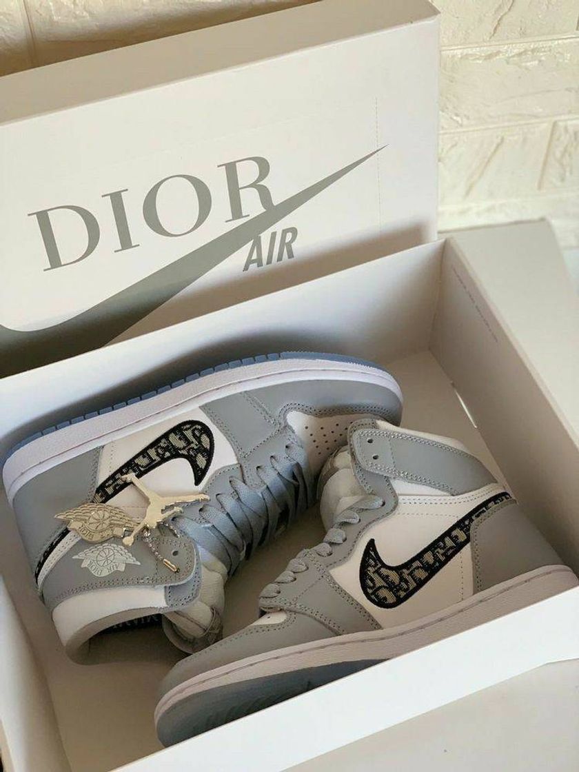 Moda Dior x Air Jordan 1💯