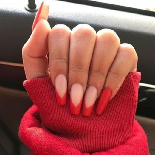 FRENCH RED NAILS