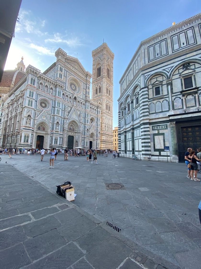 Places Piazza del Duomo