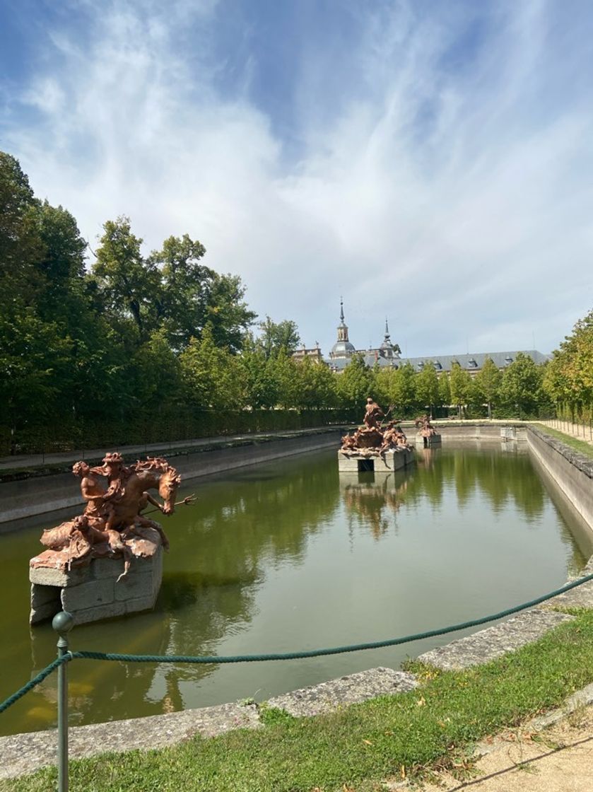 Lugar Fuente del Mascarón